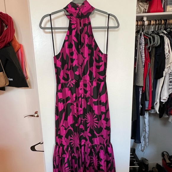 NWT: MILLY Floral Shadow Tie Halter Neck Sleeveless Dress In Magenta - Picture 4 of 11